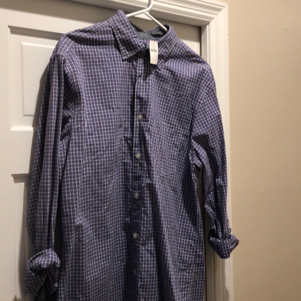 Gap Casual button down long sleeve shirt